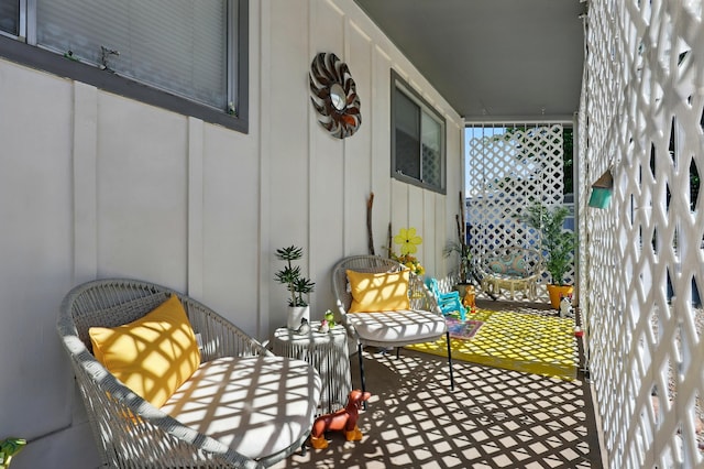 2724 Pennsylvania St NE, Albuquerque, NM 87110 - view of balcony