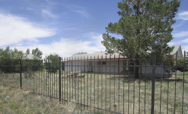 212 E Tingley Ave, Moriarty, NM 87035 - view of yard