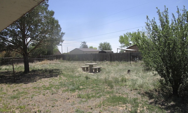 212 E Tingley Ave, Moriarty, NM 87035 - view of yard