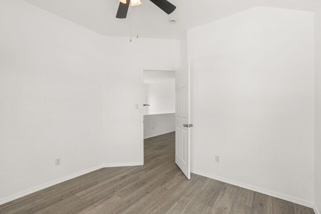 10504 W Connemara Ave SW, Albuquerque, NM 87121 - spare room with a ceiling fan, wood finished floors, baseboards, and a smoke detector