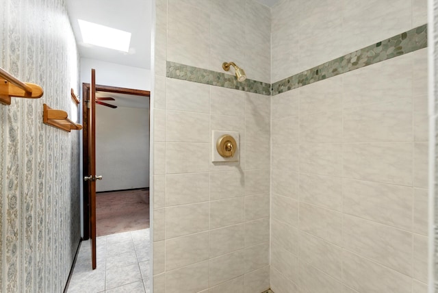 1513 33rd Cir SE, Rio Rancho, NM 87124 - bathroom featuring a tile shower and tile patterned flooring