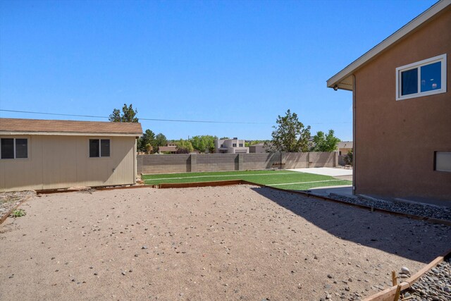 4509 Tottle Ave NW, Albuquerque, NM 87114 - view of yard with a patio area