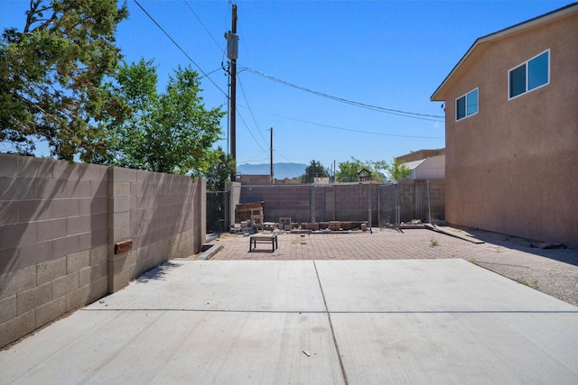 4509 Tottle Ave NW, Albuquerque, NM 87114 - fenced backyard with a patio