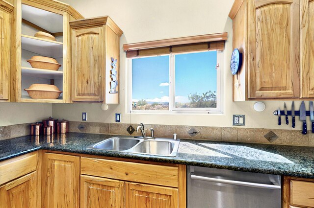 1 Seasons Cir, Placitas, NM 87043 - kitchen with dishwasher and a sink