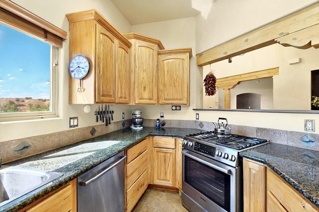 1 Seasons Cir, Placitas, NM 87043 - kitchen featuring stainless steel appliances and light brown cabinetry