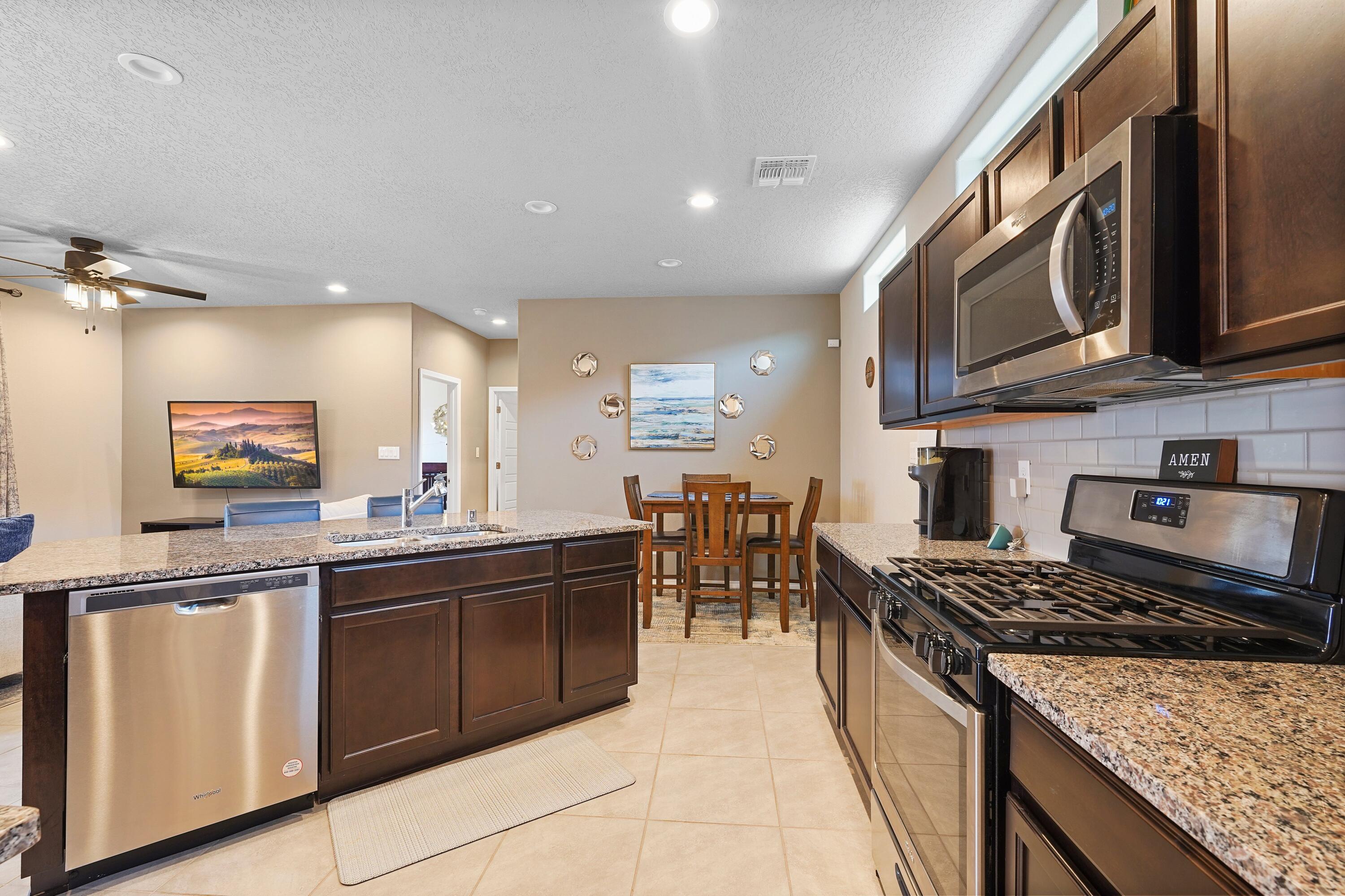 1672 Tierra Verde Loop, Los Lunas, NM 87031 - photo 15