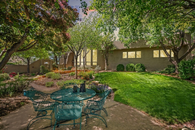 1572 Eagle Ridge Ct NE, Albuquerque, NM 87122 - view of patio / terrace with outdoor dining space
