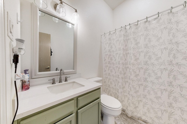 1128 Pandora Dr SW, Los Lunas, NM 87031 - full bath featuring toilet, vanity, and a shower with curtain