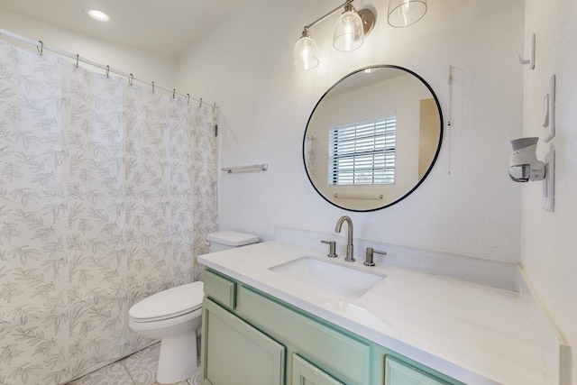 1128 Pandora Dr SW, Los Lunas, NM 87031 - full bath with vanity, toilet, curtained shower, and recessed lighting