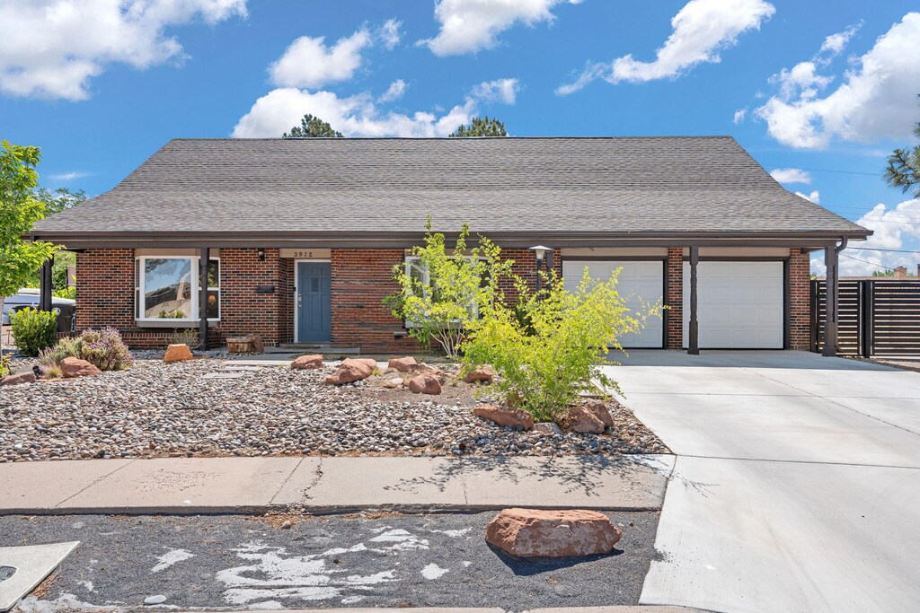 3912 Julene St NE, Albuquerque, NM 87111 - photo 1