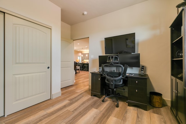31 Express Blvd, Sandia Park, NM 87047 - office space with light wood-style flooring