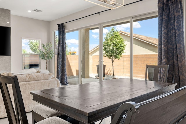 6527 Trestle Glen Rd NW, Albuquerque, NM 87120 - dining space with recessed lighting