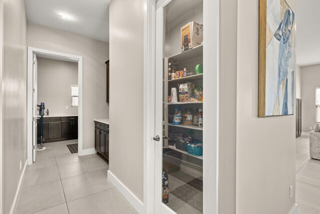 6527 Trestle Glen Rd NW, Albuquerque, NM 87120 - view of pantry