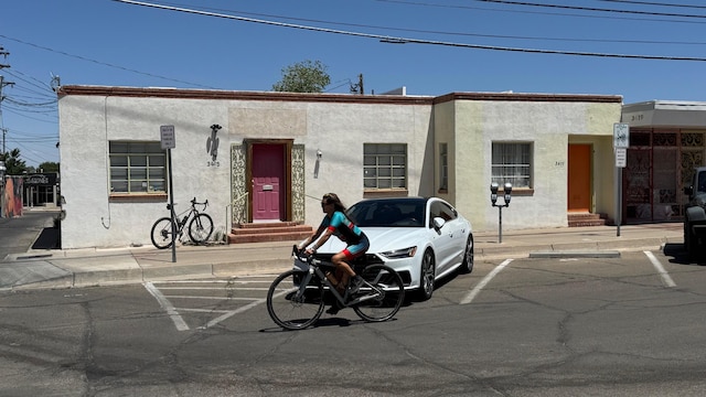 3415 Silver Ave SE, Albuquerque, NM 87106 - photo 1