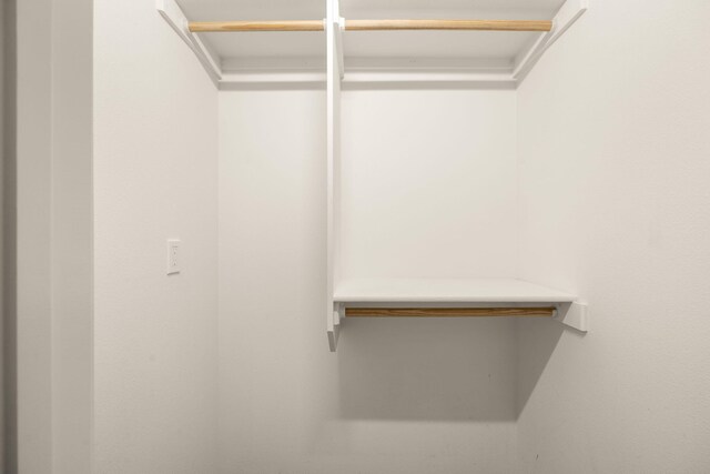 2170 Firewheel Ave SW, Los Lunas, NM 87031 - view of walk in closet