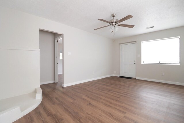 905 Mountain Rd NW, Albuquerque, NM 87102 - photo 2