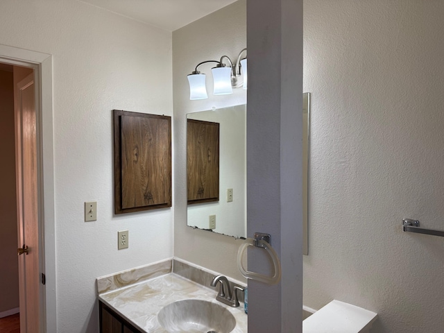 774 Stallion Rd SE, Rio Rancho, NM 87124 - bathroom with vanity