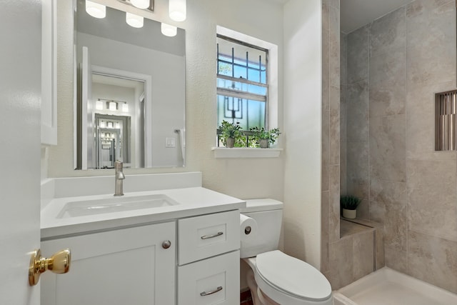 4508 Shiloh Pl NE, Albuquerque, NM 87111 - full bathroom featuring vanity and tiled shower