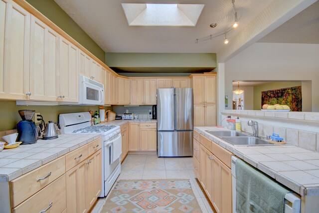 505 Valverde Dr SE, Albuquerque, NM 87108 - photo 7