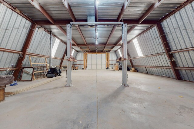 41 El Rancho Grande Rd, Mcintosh, NM 87032 - garage with metal wall