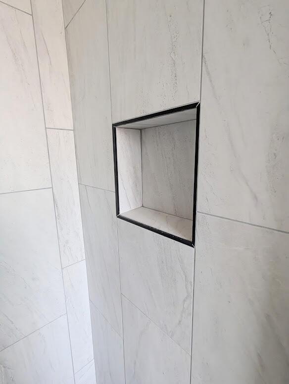 2824 Texas St NE, Albuquerque, NM 87110 - bathroom view