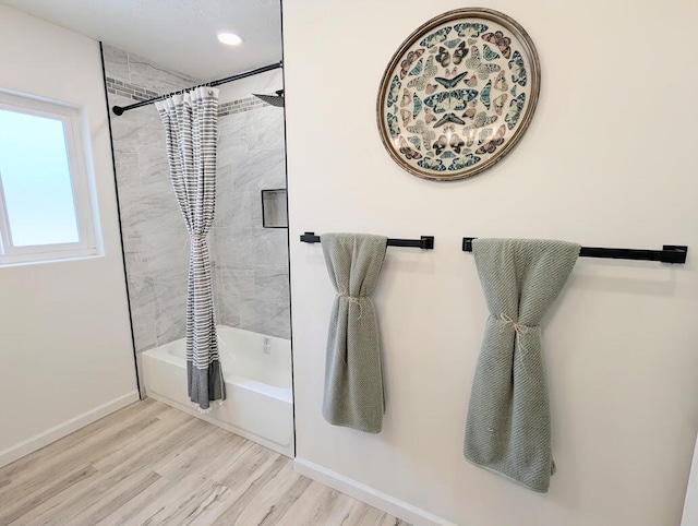 2824 Texas St NE, Albuquerque, NM 87110 - full bathroom with shower / bath combination with curtain, wood finished floors, baseboards, and recessed lighting