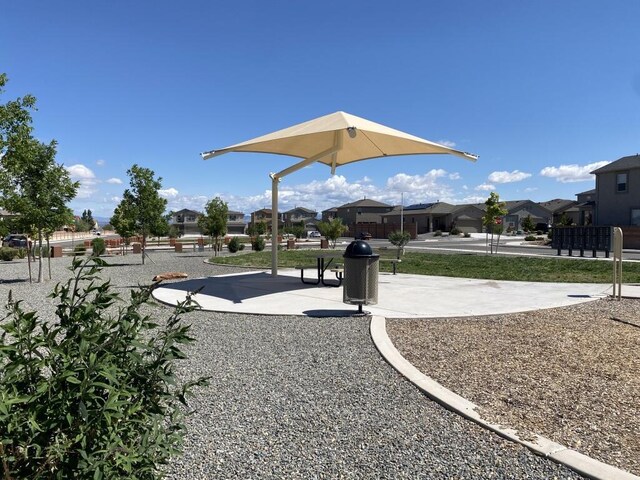 4871 Longs Peak Rd NE, Rio Rancho, NM 87144 - view of property's community featuring a residential view and mail area