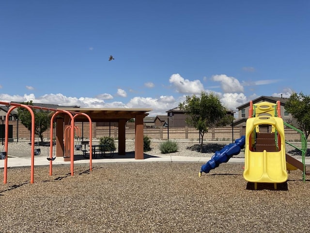 4871 Longs Peak Rd NE, Rio Rancho, NM 87144 - view of communal playground