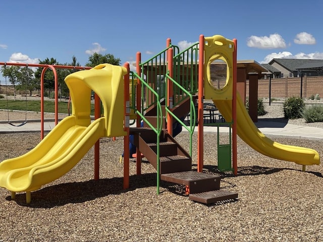 4871 Longs Peak Rd NE, Rio Rancho, NM 87144 - view of community play area