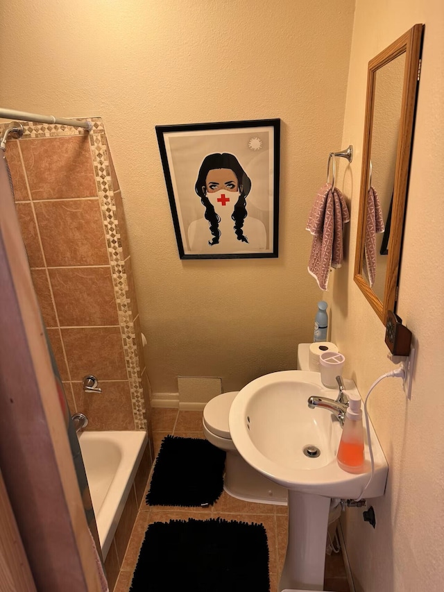 123 Pine Dr, Jemez Springs, NM 87025 - full bathroom with tile patterned flooring and toilet