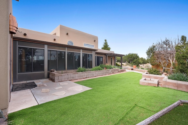 98 Edgewood Unit 7, Edgewood, NM 87015 - view of green lawn with a patio area