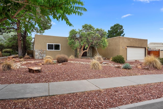 8320 Cherry Hills Dr NE, Albuquerque, NM 87111 - southwest-style home featuring stucco siding