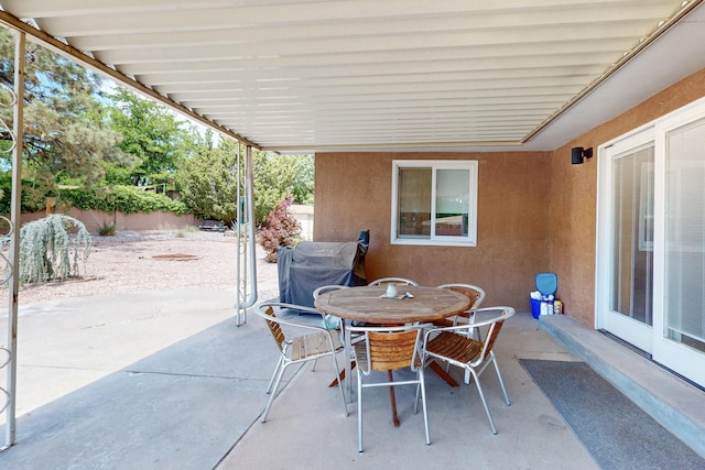 7313 Valley Forge Rd NE, Albuquerque, NM 87109 - view of patio with outdoor dining area