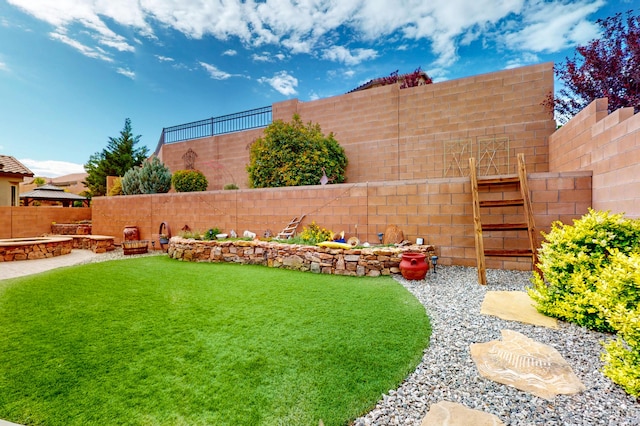 4028 Colina Roja Ln NE, Rio Rancho, NM 87124 - view of fenced backyard