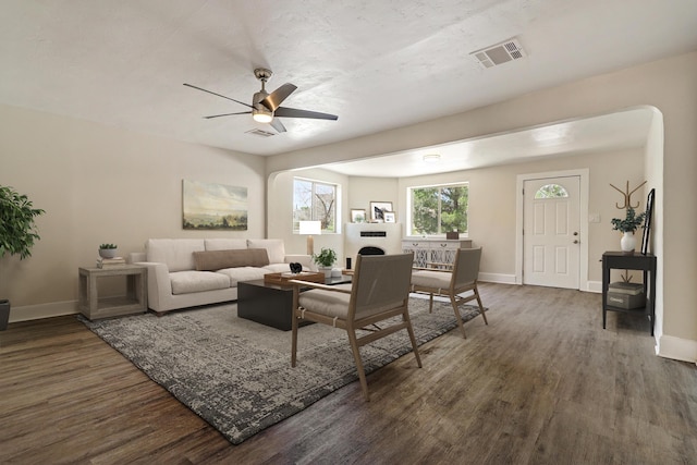 1029 Forrester St NW, Albuquerque, NM 87102 - photo 1