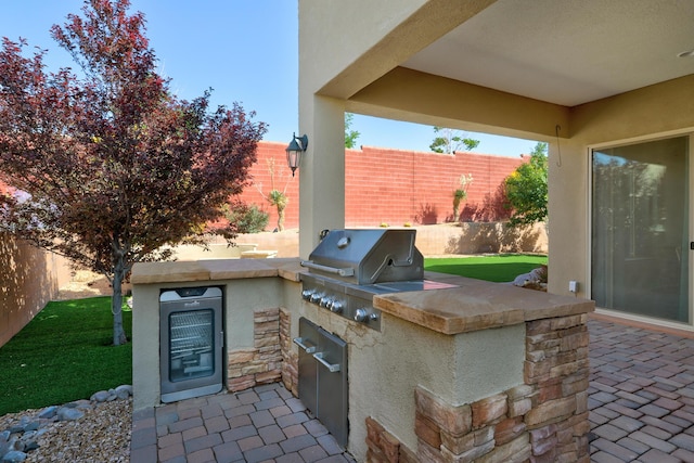 843 Mesa Roja Trl NE, Rio Rancho, NM 87124 - view of patio with beverage cooler