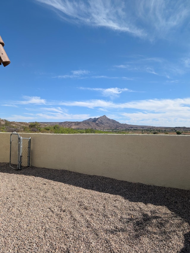 301 Stagecoach Dr, Elephant Butte, NM 87935 - view of yard featuring a mountain view
