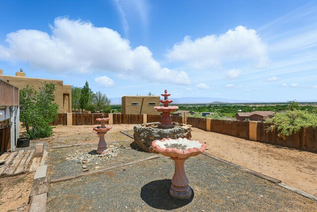 1551 Valley View Dr SW, Los Lunas, NM 87031 - view of yard