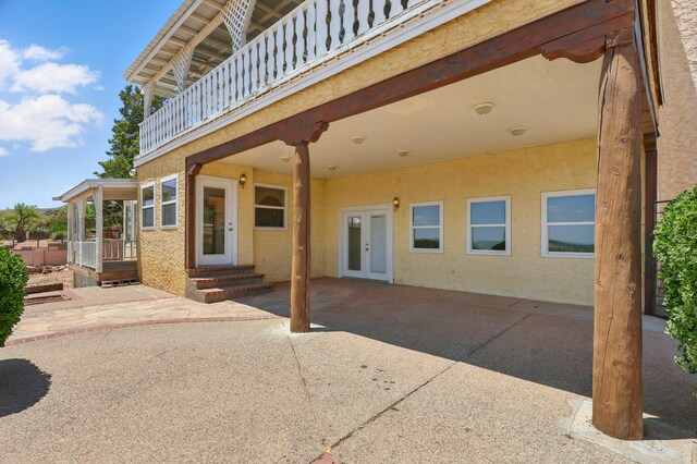 1551 Valley View Dr SW, Los Lunas, NM 87031 - view of wooden terrace