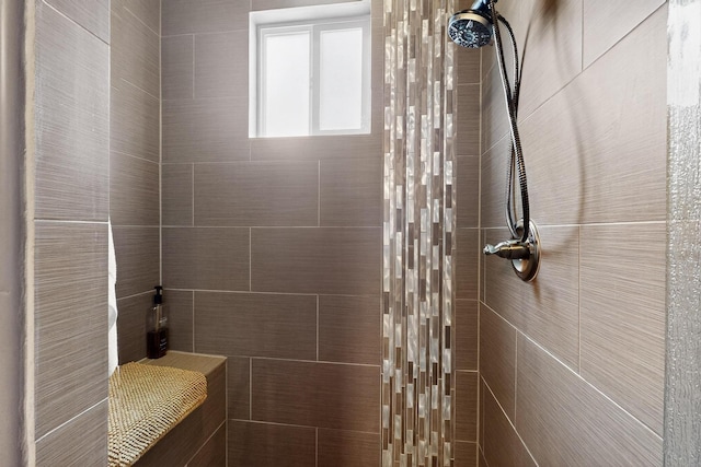 3220 Vatapa Rd NE, Rio Rancho, NM 87144 - full bathroom with tiled shower