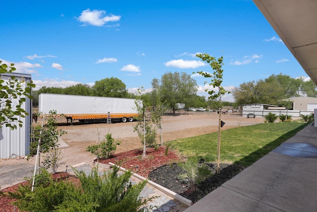 185 La Entrada Rd, Los Lunas, NM 87031 - view of yard