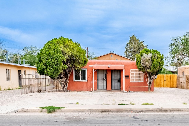 516 Alvarado Dr SE, Albuquerque, NM 87108 - photo 1