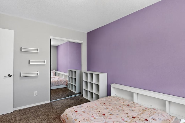 4001 Cresta Park Ave NW, Albuquerque, NM 87114 - carpeted bedroom featuring a closet
