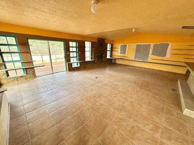 10704 Olympic St NW, Albuquerque, NM 87114 - photo 12