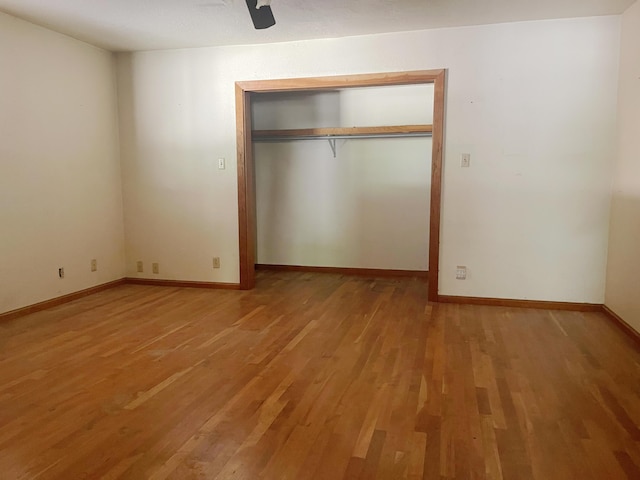 6011 Hubbell Cir SW, Albuquerque, NM 87105 - unfurnished bedroom with light wood-style flooring, a closet, and ceiling fan