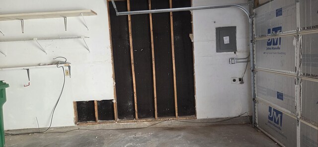 606 Eastlake Ct SE, Rio Rancho, NM 87124 - garage with electric panel