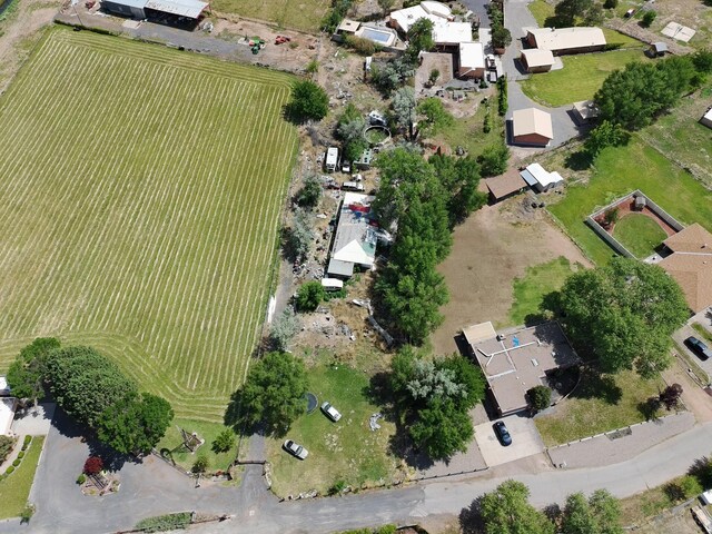 955 Mcnew Ln, Bosque Farms, NM 87068