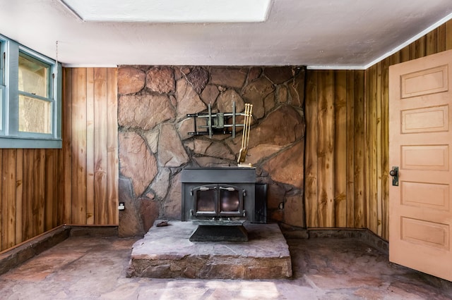 88 Tejano Canyon Rd, Sandia Park, NM 87047 - detailed view of wooden walls and a wood stove