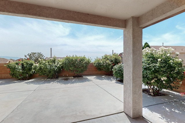 2704 Ghost Ranch St SW, Albuquerque, NM 87121 - fenced backyard featuring a patio