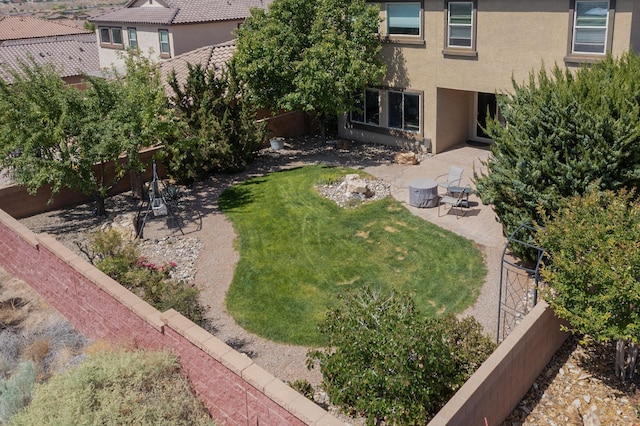 613 Loma Linda Loop NE, Rio Rancho, NM 87124 - fenced backyard with a patio